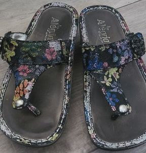 Women's Alegria Wedge Sandal size 7 1/2